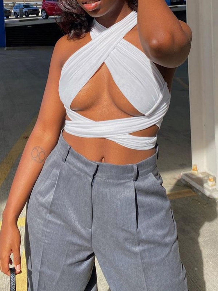 Rosie Halter Top | A sexy & summery crop top