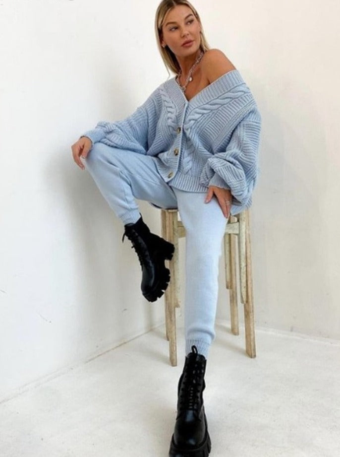 Winnie Winterset | Delightful 2-piece set with knitted cardigan & comfy pants