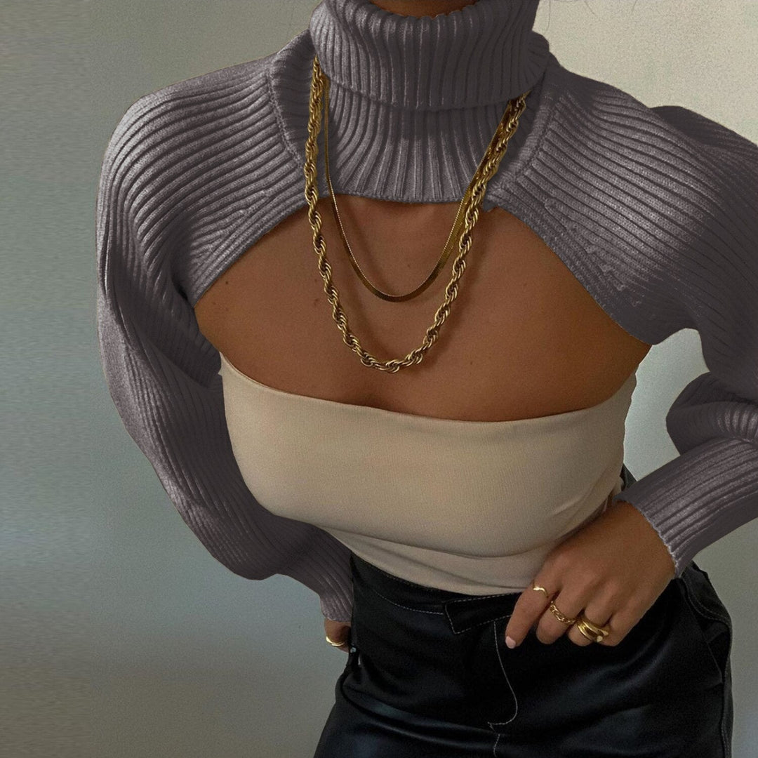Lourdes Col | Unique design to style your outfit with
