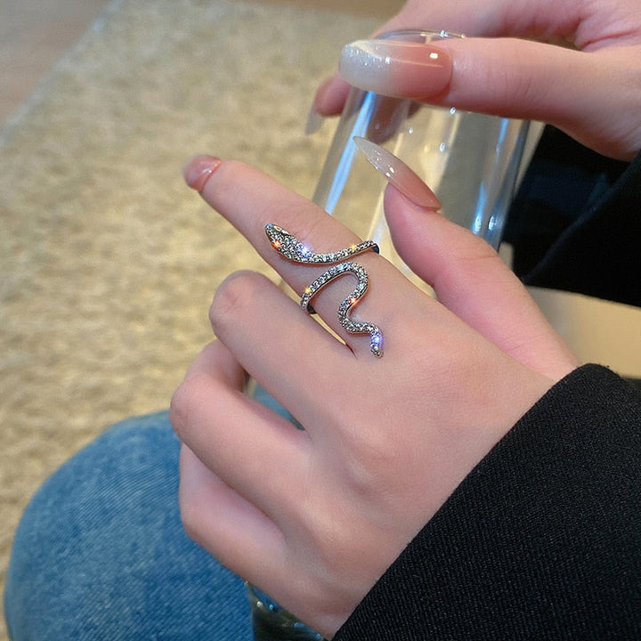 Snake Ring | Unique & Stylish Design