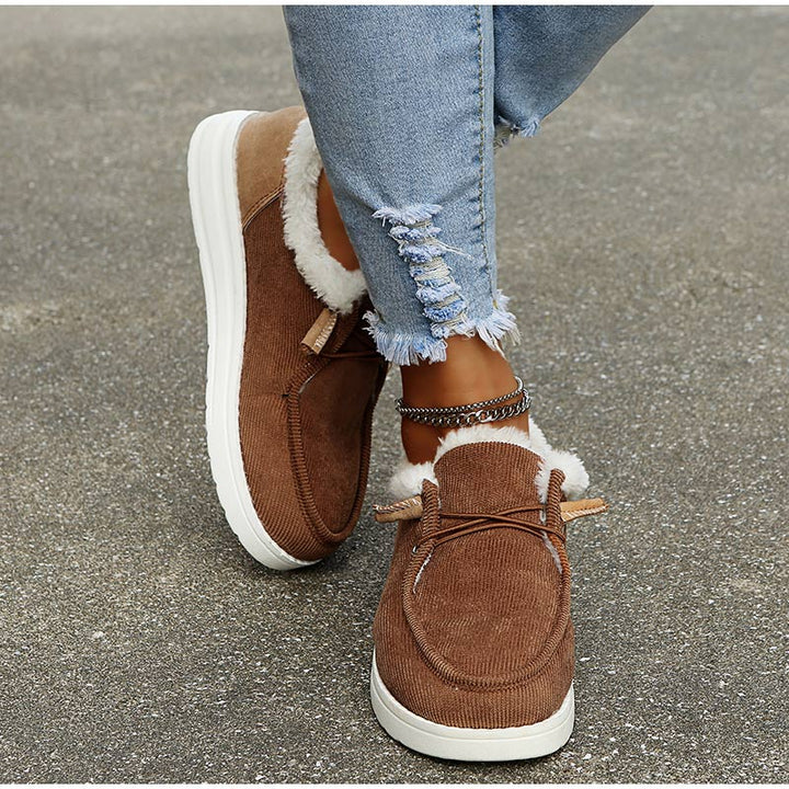 Isabeau Shoes | The best combo of warm feet & style