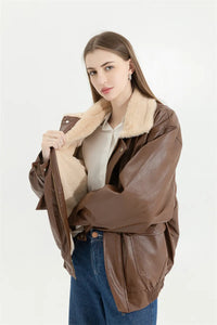 Amanda Leren Winterjas | Vintage & Stijlvol