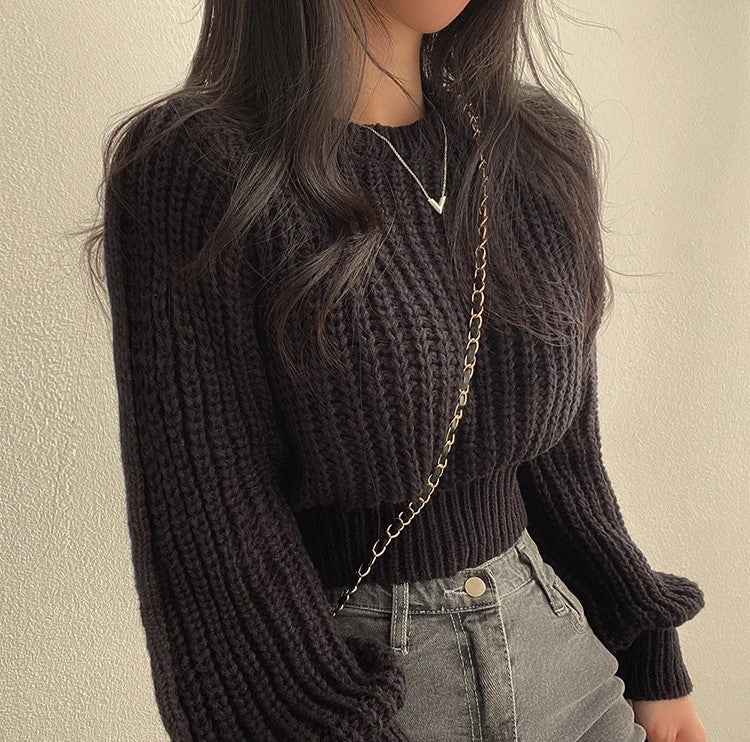 Krótki sweter Lora | Luźny i stylowy