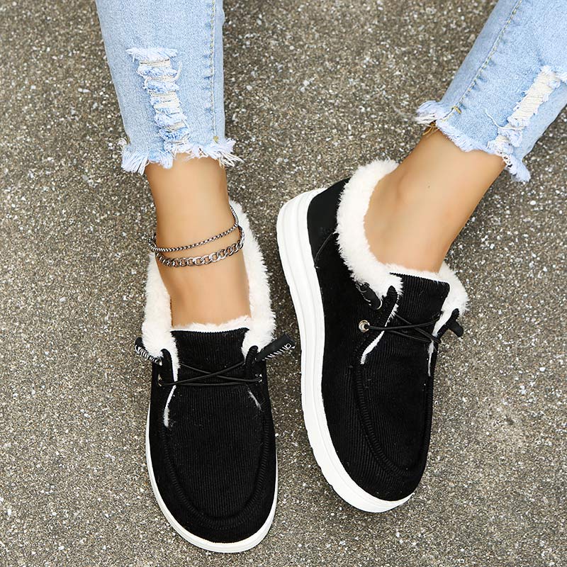 Isabeau Shoes | The best combo of warm feet & style