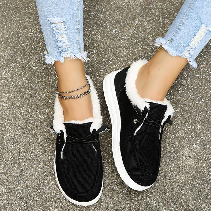 Isabeau Shoes | The best combo of warm feet & style