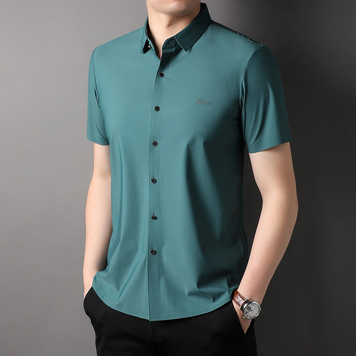 Neal Blouse | Refined & seamless
