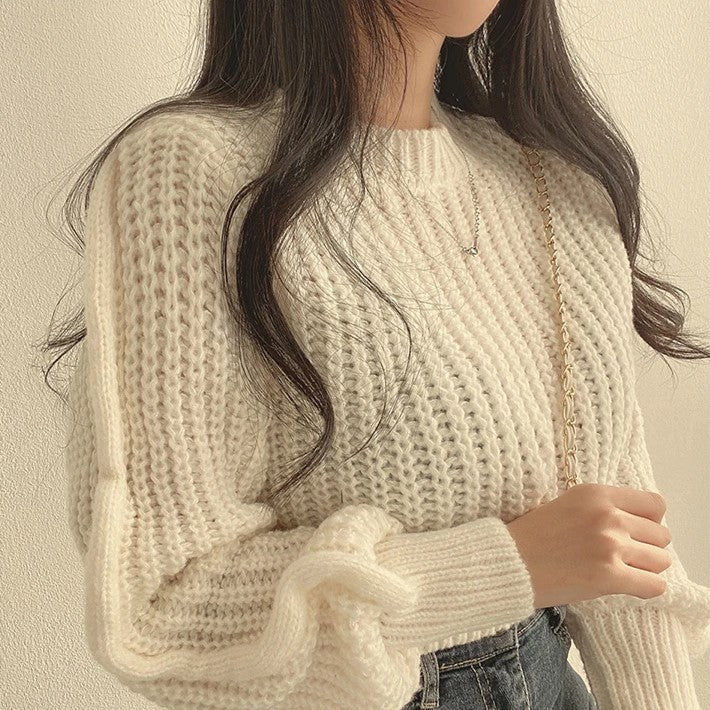 Krótki sweter Lora | Luźny i stylowy