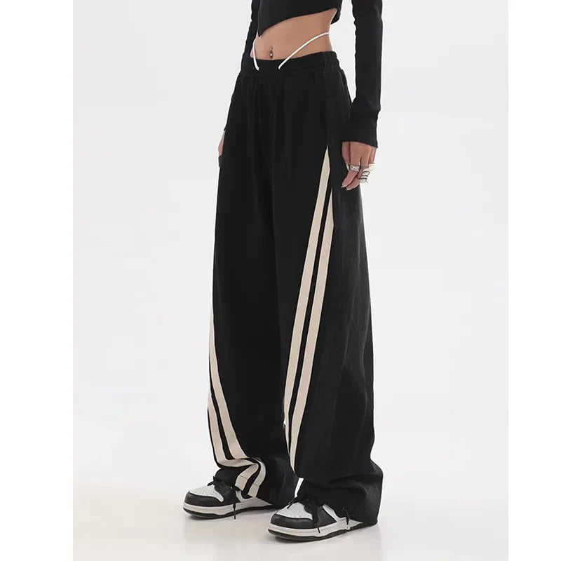 Martina Sweatpants | Trendy & Comfy