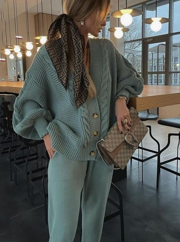Winnie Winterset | Delightful 2-piece set with knitted cardigan & comfy pants