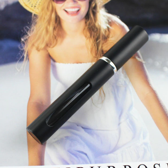 Sammy Jackson™ Ella Perfume Sprayer | A handy mini