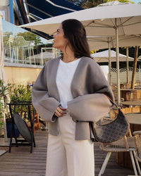 Sarah Vest | Modern & Sleek
