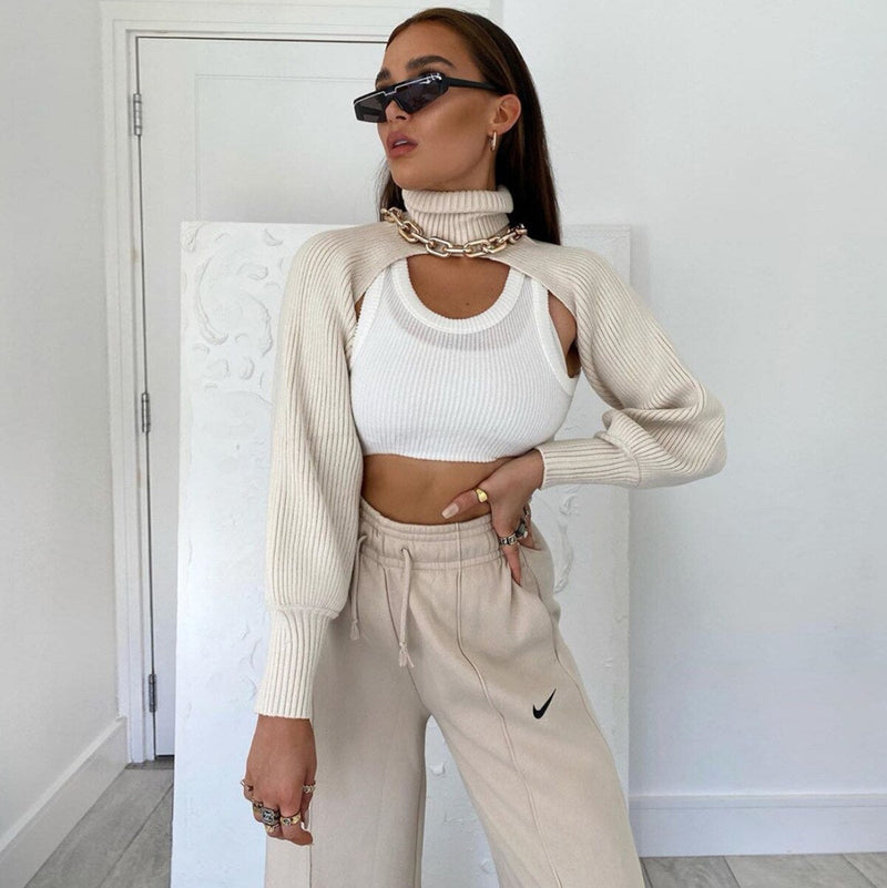 Lourdes Col | Unique design to style your outfit with