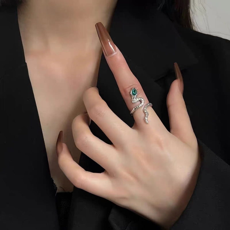 Snake Ring | Unique & Stylish Design