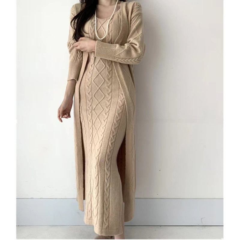 Jolie 2-piece Set | Knitted winter dress with a cozy warm cardigan