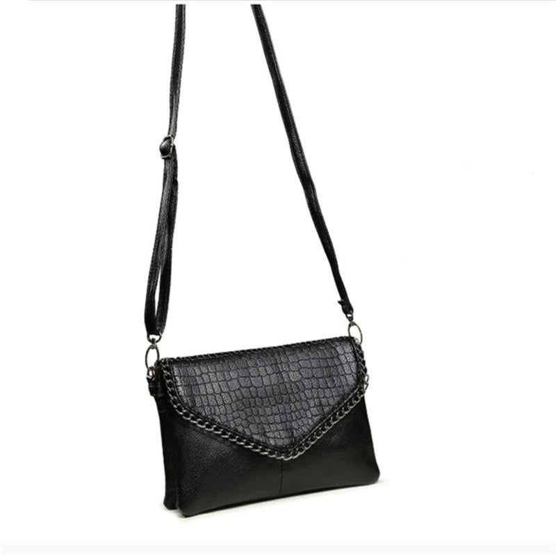 Alexa Clutch | Classic & Stylish