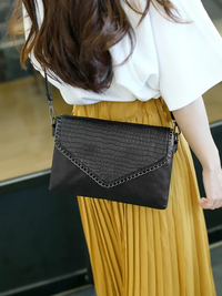 Alexa Clutch | Classic & Stylish
