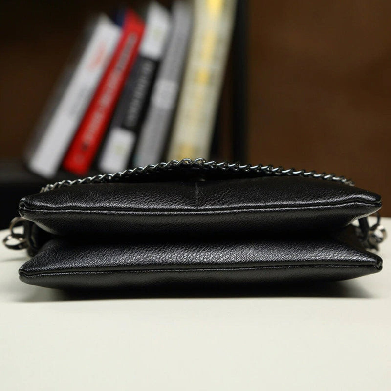 Alexa Clutch | Classic & Stylish