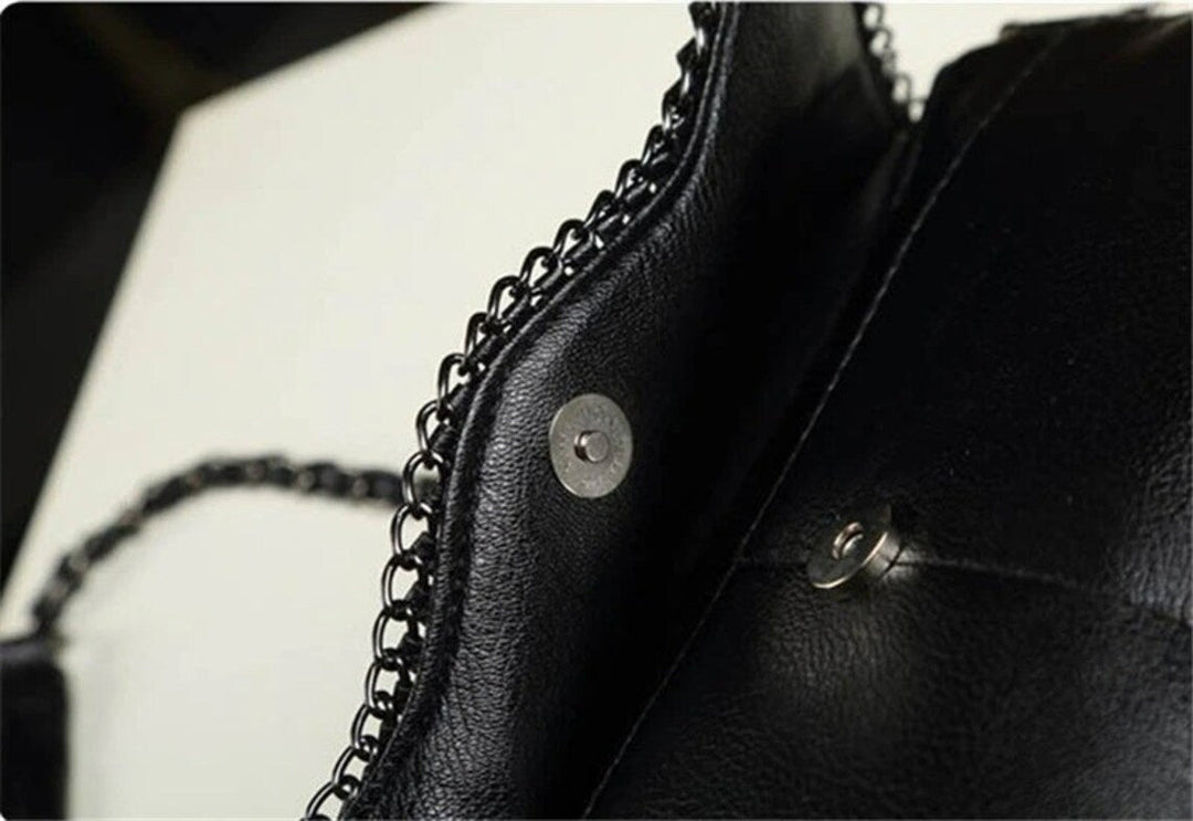 Alexa Clutch | Classic & Stylish