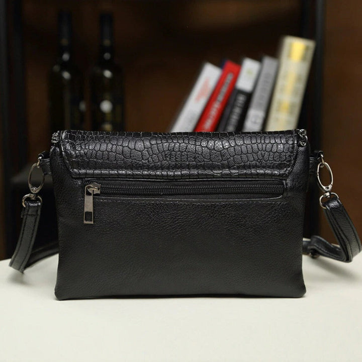 Alexa Clutch | Classic & Stylish