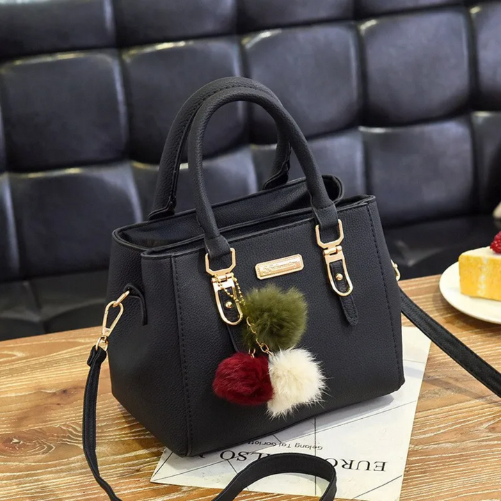 Helen Crossbody Bag | Classic & Stylish