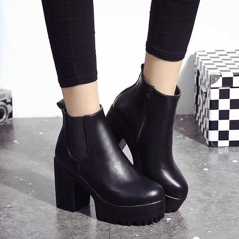 Eefje Ankle Boots | Boots with a Bold Platform