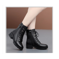 Tough Women’s Boots | Warm and wool-lined inside
