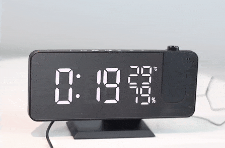 Sammy Jackson™ Astronatic™ | De Beste Alarmklok met LED Scherm - 180° Projector - USB lader