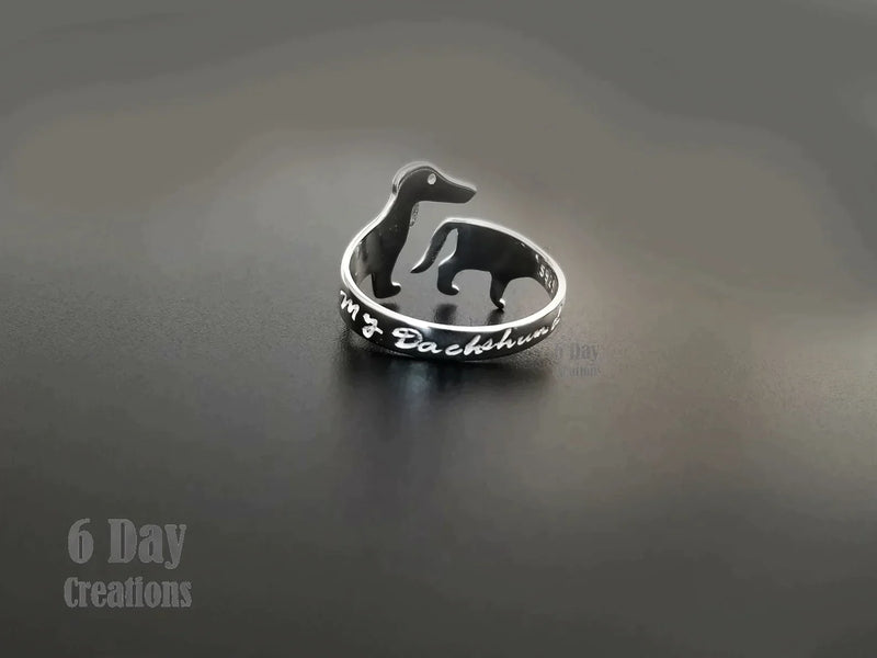 Cute Dachshund Ring | For the animal lovers among us!