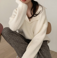 Cozy Winter Sweater with V-Neck | Comfy & Stylish