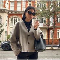 Sarah Vest | Modern & Sleek