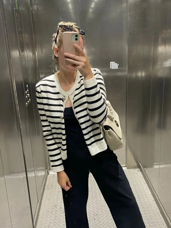 Kamizelka Kimmy w paski | Pełna blasku i modna